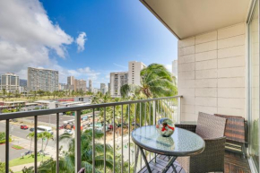 Honolulu Condo with Private Lanai Walk to the Beach